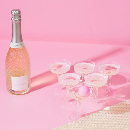Party spill - Prosecco pong